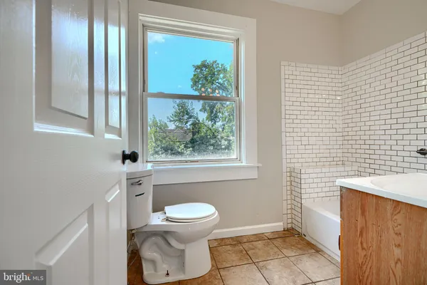 $2,500 | 3805 Garrison Boulevard, Baltimore, MD 21215