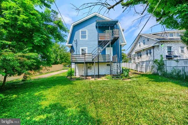 $2,500 | 3805 Garrison Boulevard, Baltimore, MD 21215
