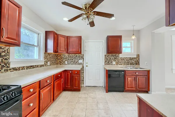 $2,500 | 3805 Garrison Boulevard, Baltimore, MD 21215