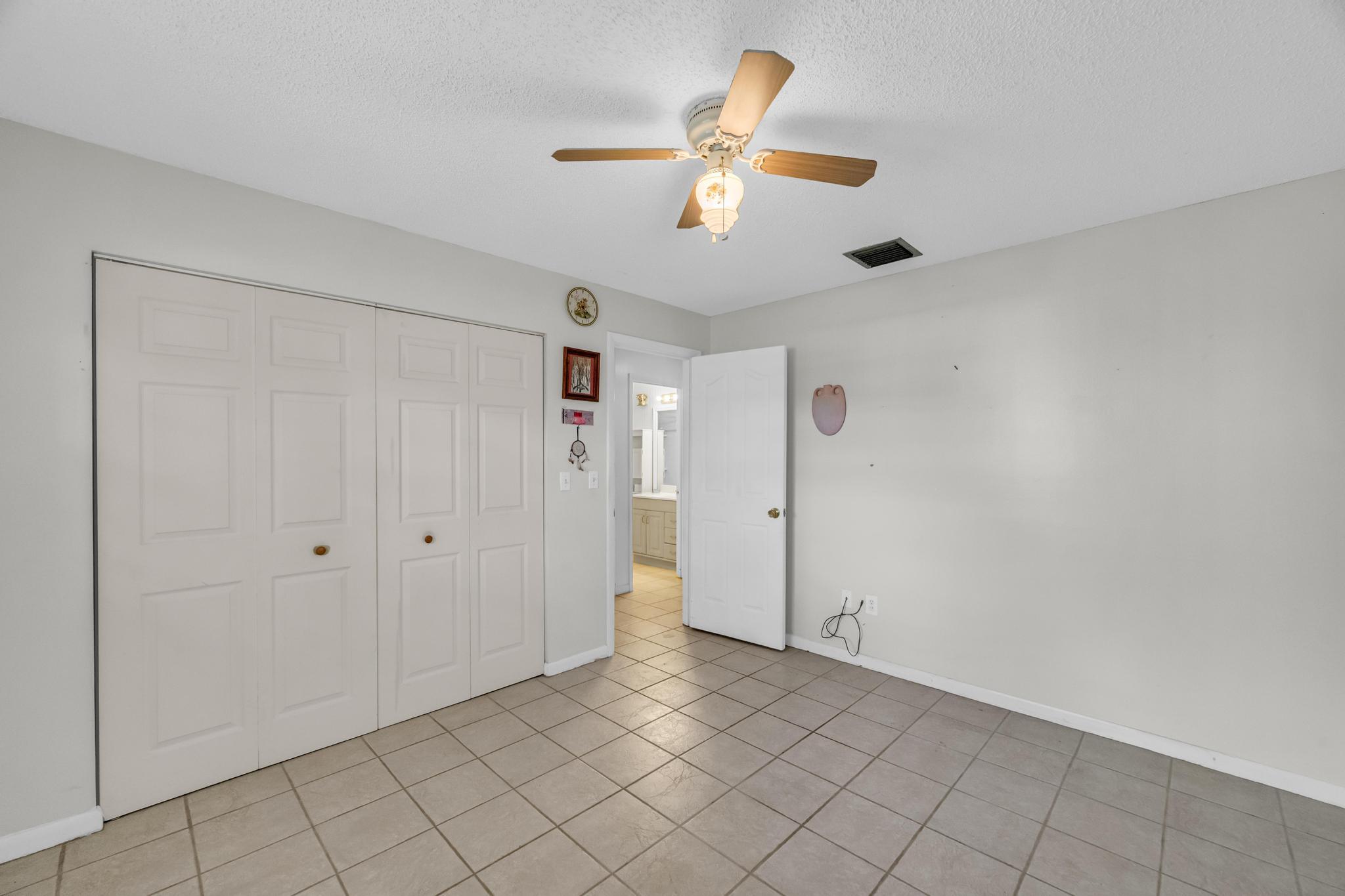 5406 Sunset Boulevard Fort Pierce, FL 34982 - Photo 17 of 33 a view of an empty room