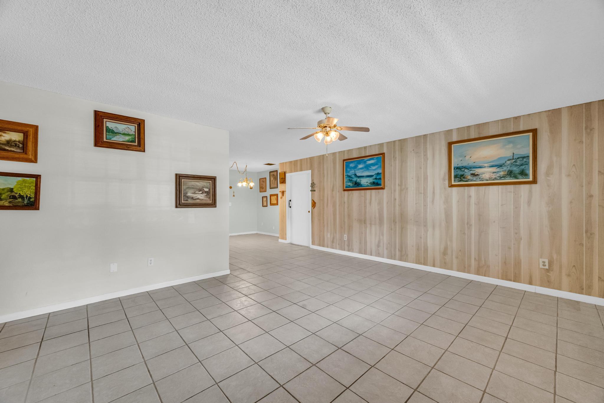 5406 Sunset Boulevard Fort Pierce, FL 34982 - Photo 2 of 33 a view of a livingroom with an entryway