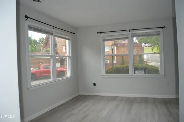 $135,000 | 1805 King College Road, Unit E6, Bristol, TN 37620