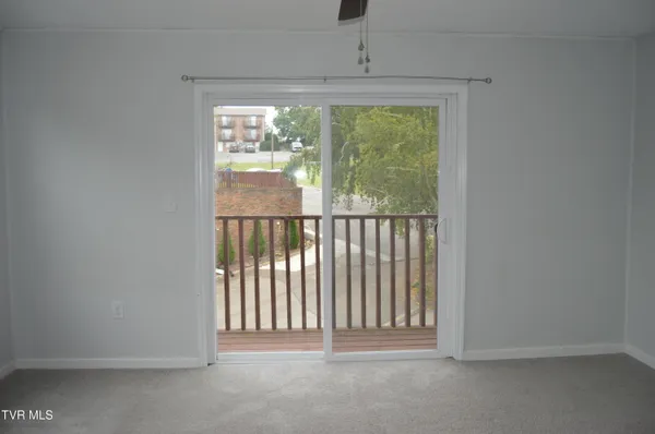 $135,000 | 1805 King College Road, Unit E6, Bristol, TN 37620