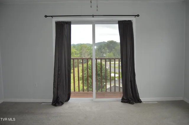 $135,000 | 1805 King College Road, Unit E6, Bristol, TN 37620