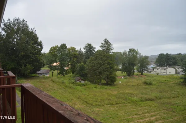 $135,000 | 1805 King College Road, Unit E6, Bristol, TN 37620