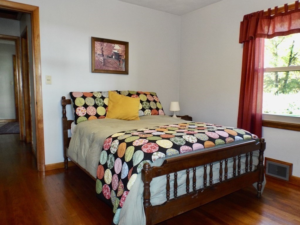 179 Chestnut Plain Road Whately, MA 01093 - Photo 16 of 40 Gallery Image 16