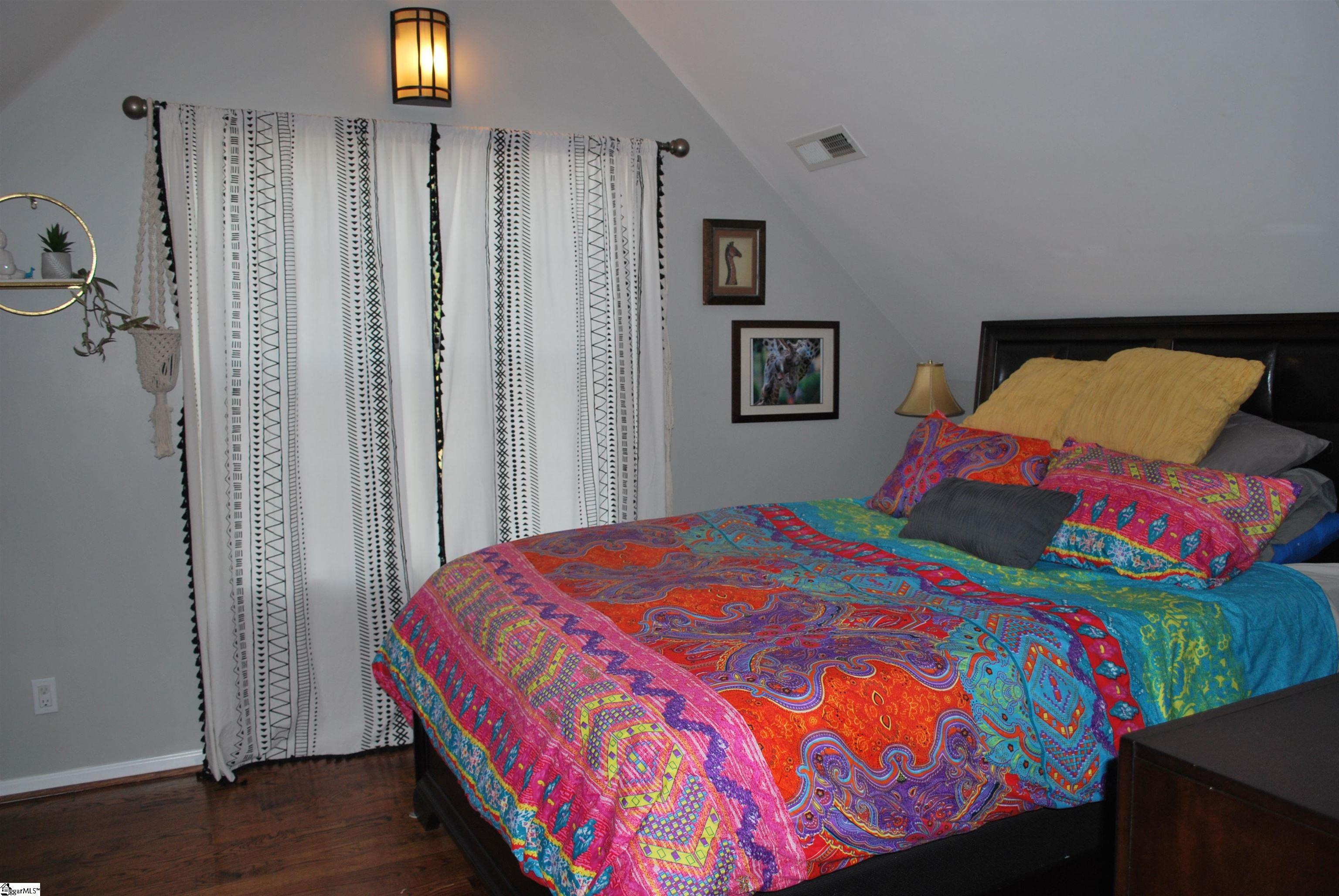 323 Styles Road Taylors, SC 29687 - Photo 6 of 17 Gallery Image 6