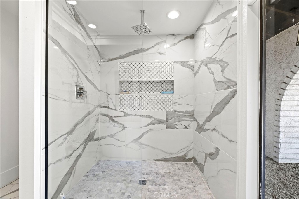 7710 Broadacre Place Riverside, CA 92504 - Photo 29 of 65 Primary Shower