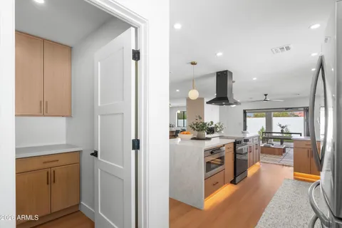 $1,050,000 | 5334 East Sheridan Street, Phoenix, AZ 85008