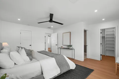 $1,050,000 | 5334 East Sheridan Street, Phoenix, AZ 85008