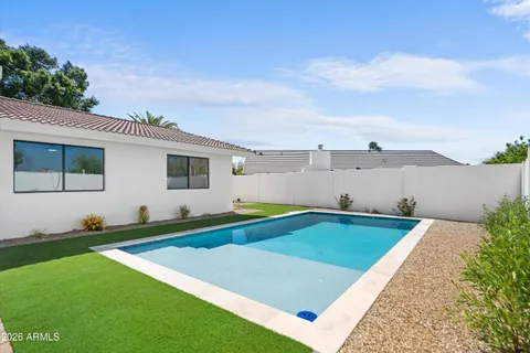 $1,050,000 | 5334 East Sheridan Street, Phoenix, AZ 85008