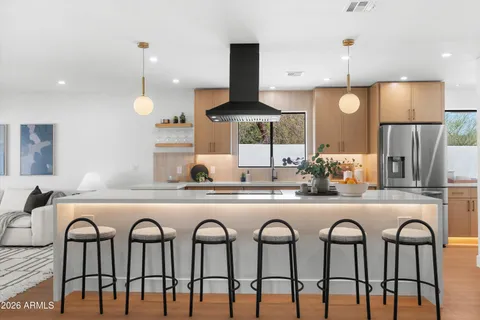 $1,050,000 | 5334 East Sheridan Street, Phoenix, AZ 85008