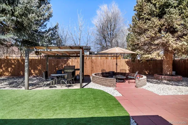 a view of outdoor space yard and patio