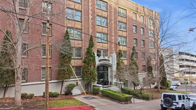 $165,000 | 704 West 6th Avenue, Unit 301, Spokane, WA 99204