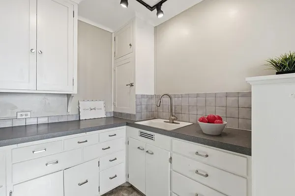 $155,000 | 704 West 6th Avenue, Unit 301, Spokane, WA 99204