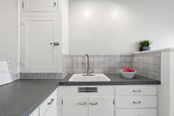 $155,000 | 704 West 6th Avenue, Unit 301, Spokane, WA 99204