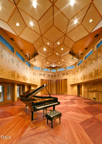 view of an outdoor space with seating area