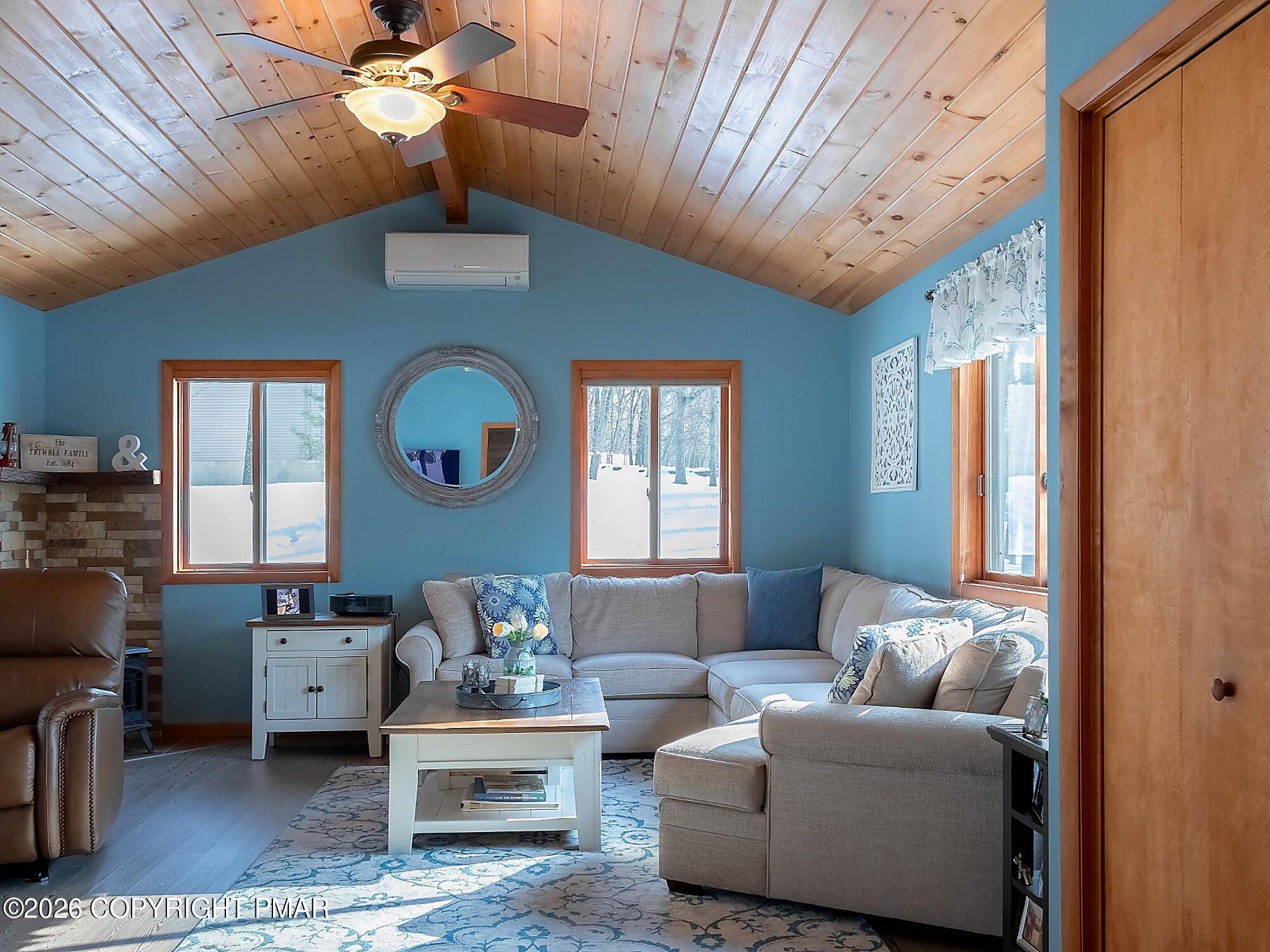 105 Hummingbird Trail Bushkill, PA 18324 - Photo 16 of 46 IMG_26