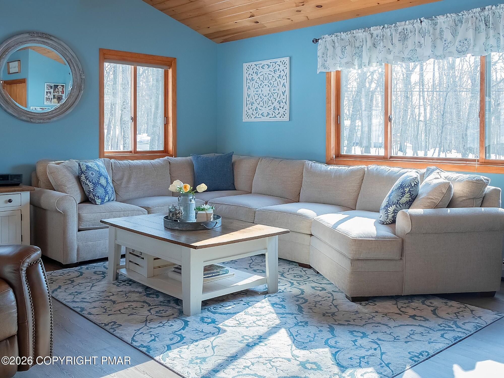 105 Hummingbird Trail Bushkill, PA 18324 - Photo 17 of 46 IMG_27