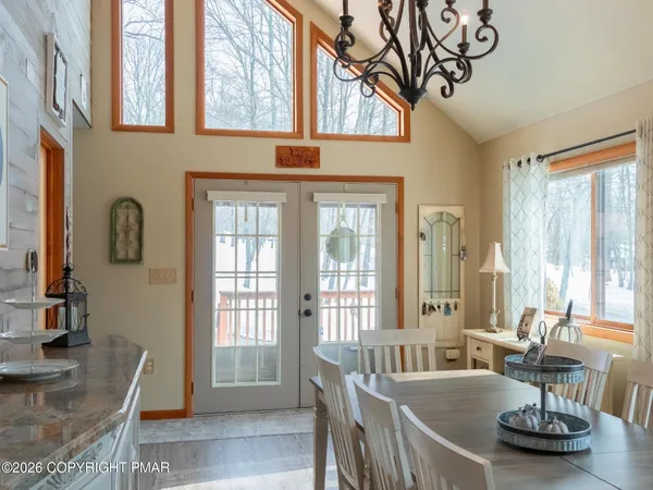 $318,000 | 105 Hummingbird Trail, Bushkill, PA 18324