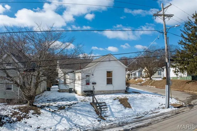 $65,000 | 1110 West 9th Street, Alton, IL 62002