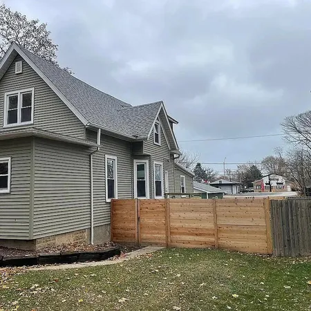 $399,500 | 2305 Elisha Avenue, Zion, IL 60099