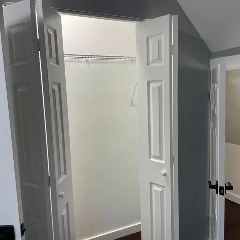 $435,000 | 2305 Elisha Avenue, Zion, IL 60099