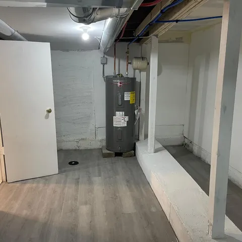 $435,000 | 2305 Elisha Avenue, Zion, IL 60099