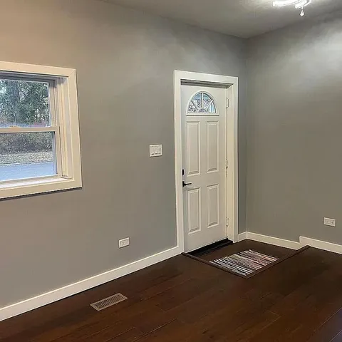 $435,000 | 2305 Elisha Avenue, Zion, IL 60099