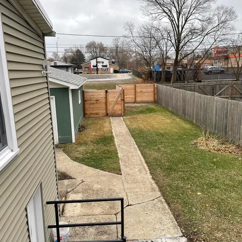 $435,000 | 2305 Elisha Avenue, Zion, IL 60099