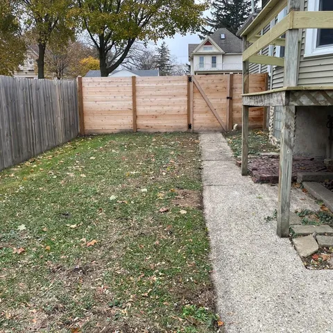 $435,000 | 2305 Elisha Avenue, Zion, IL 60099