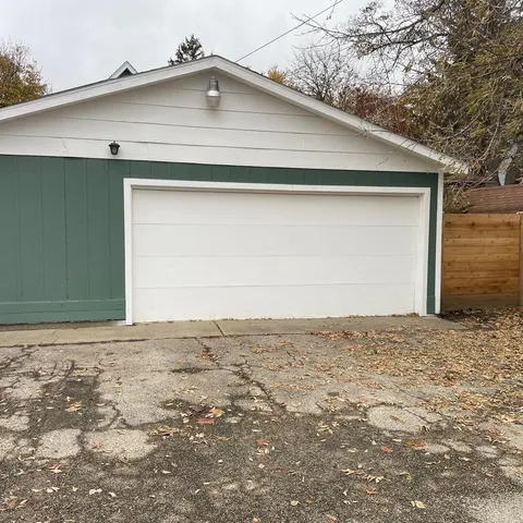$435,000 | 2305 Elisha Avenue, Zion, IL 60099