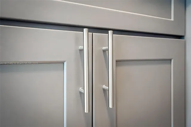 a close view of sink