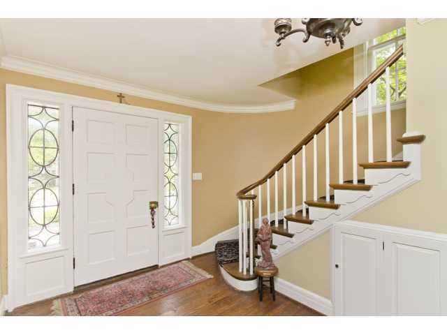 104 South Virginia Lee Road Columbus, OH 43209 - Photo 2 of 25 Gallery Image 2