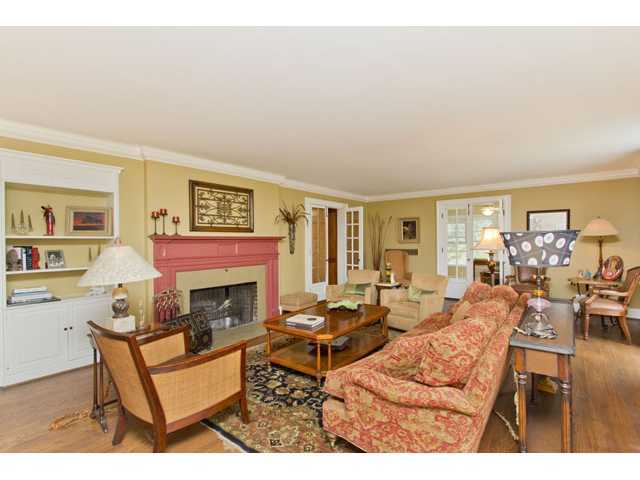 104 South Virginia Lee Road Columbus, OH 43209 - Photo 3 of 25 Gallery Image 3