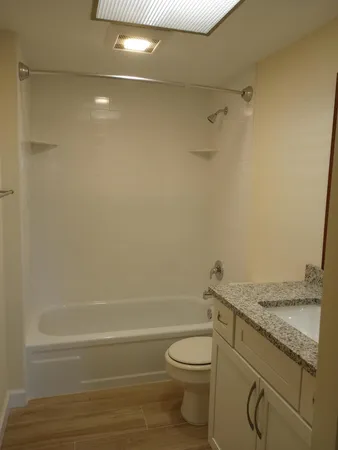 $1,775 | 950 South Kanner Highway, Unit A21, Stuart, FL 34994