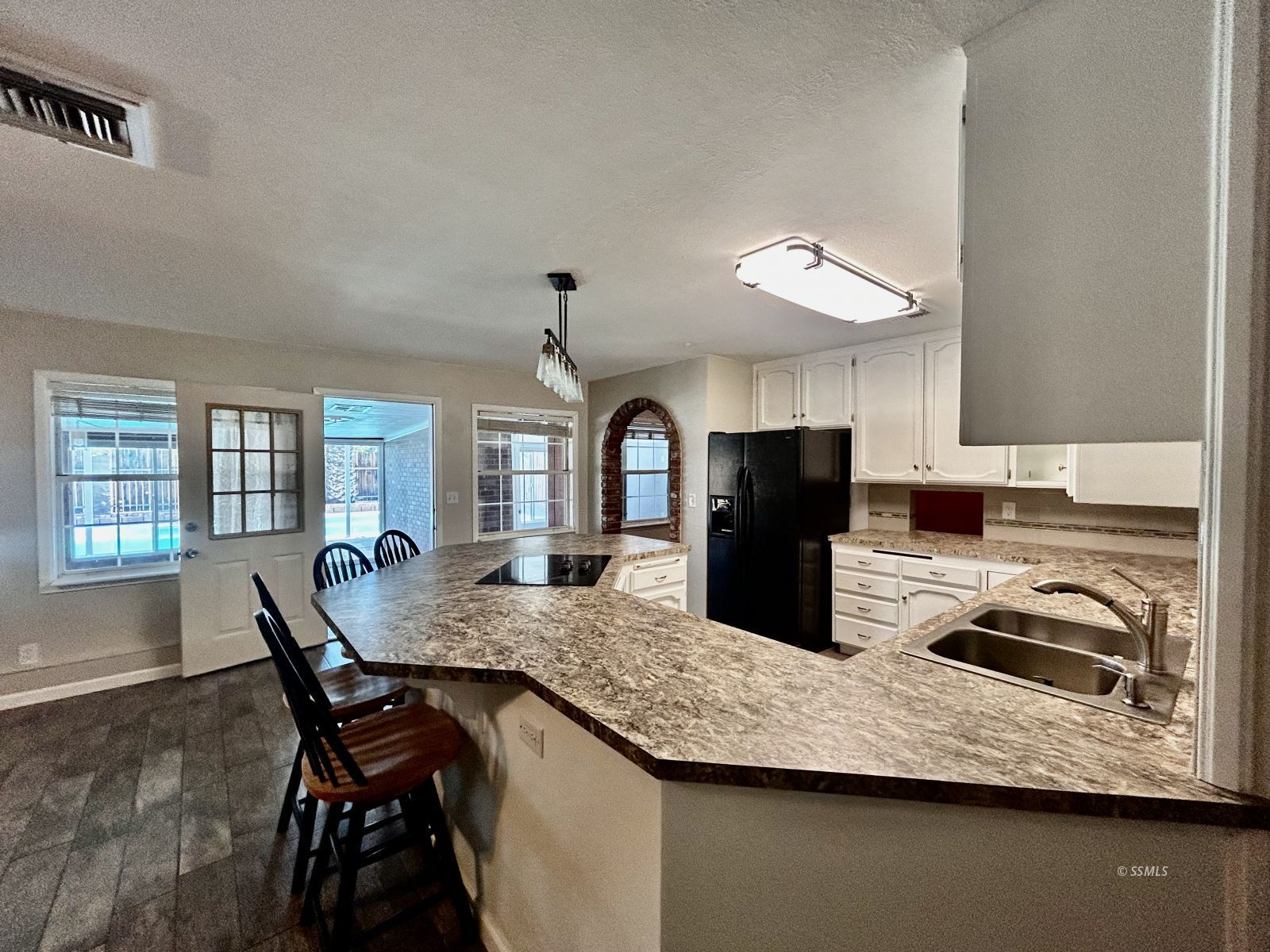 609 Weiman Avenue Ridgecrest, CA 93555 - Photo 6 of 37