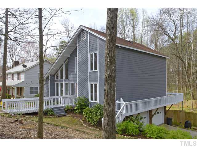 6413 Rushingbrook Drive Raleigh, NC 27612 - Photo 2 of 24 a view of backyard of house