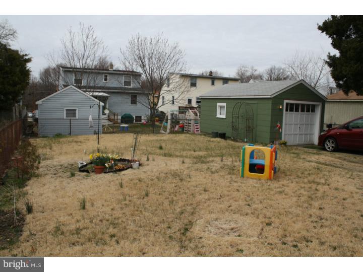 929 Clements Bridge Road Barrington, NJ 08007 - Photo 11 of 11