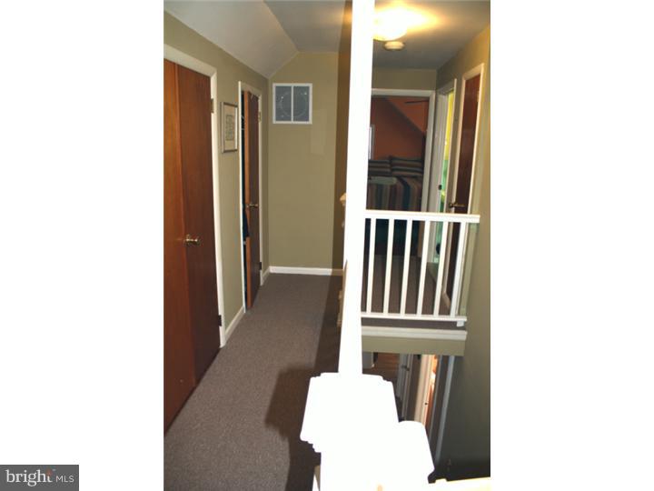 929 Clements Bridge Road Barrington, NJ 08007 - Photo 7 of 11