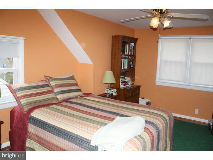 929 Clements Bridge Road Barrington, NJ 08007 - Photo 10 of 11