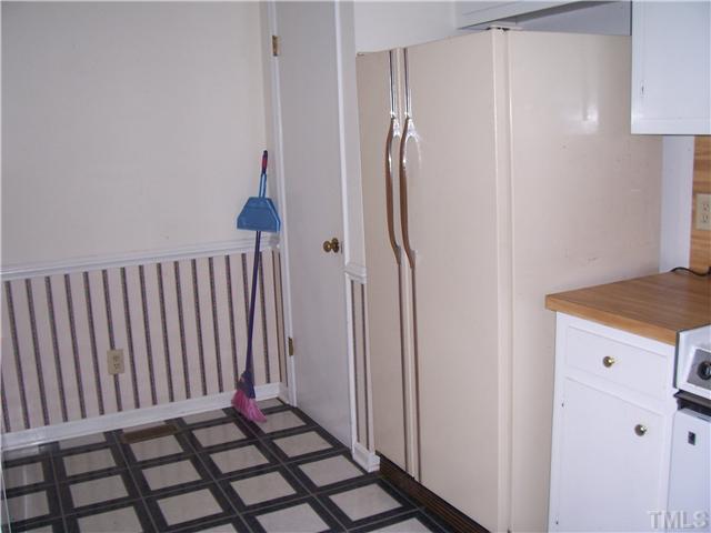 41 Maple Street Coats, NC 27521 - Photo 8 of 17 Gallery Image 8