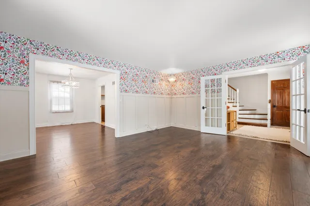 $475,000 | 2746 Manor Avenue, Mount Pleasant, WI 53406