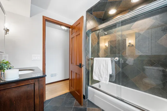 $475,000 | 2746 Manor Avenue, Mount Pleasant, WI 53406