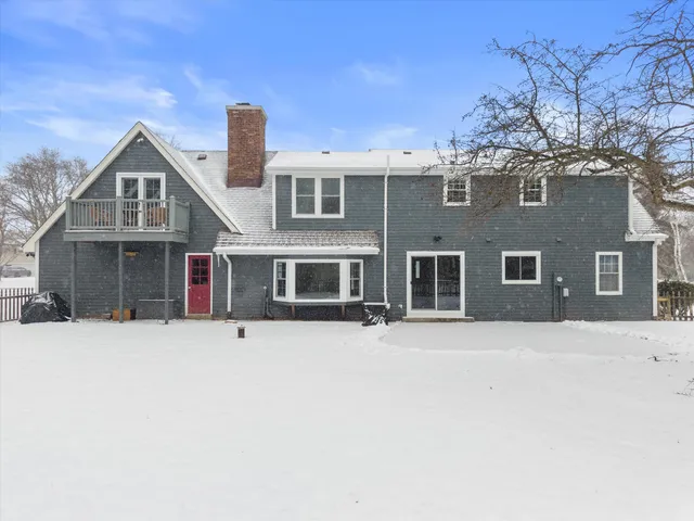 $475,000 | 2746 Manor Avenue, Mount Pleasant, WI 53406
