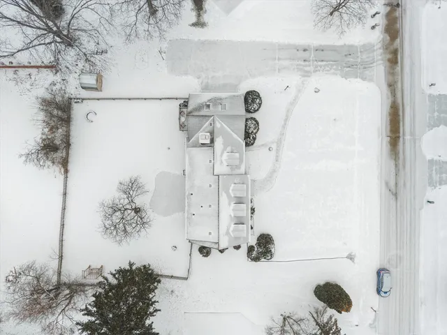 $475,000 | 2746 Manor Avenue, Mount Pleasant, WI 53406