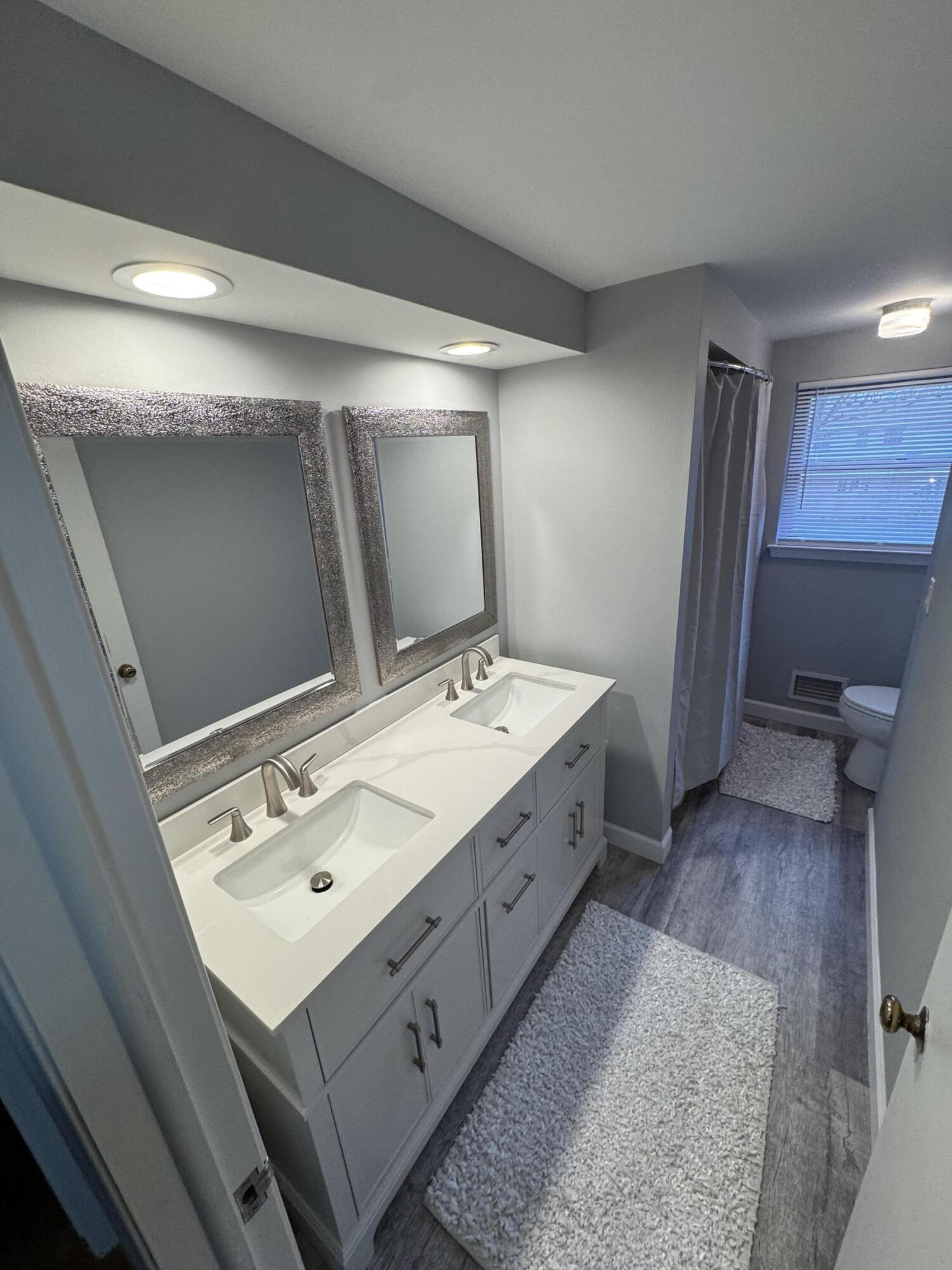 34057 State Street Farmington, MI 48335 - Photo 12 of 27 IMG_1026