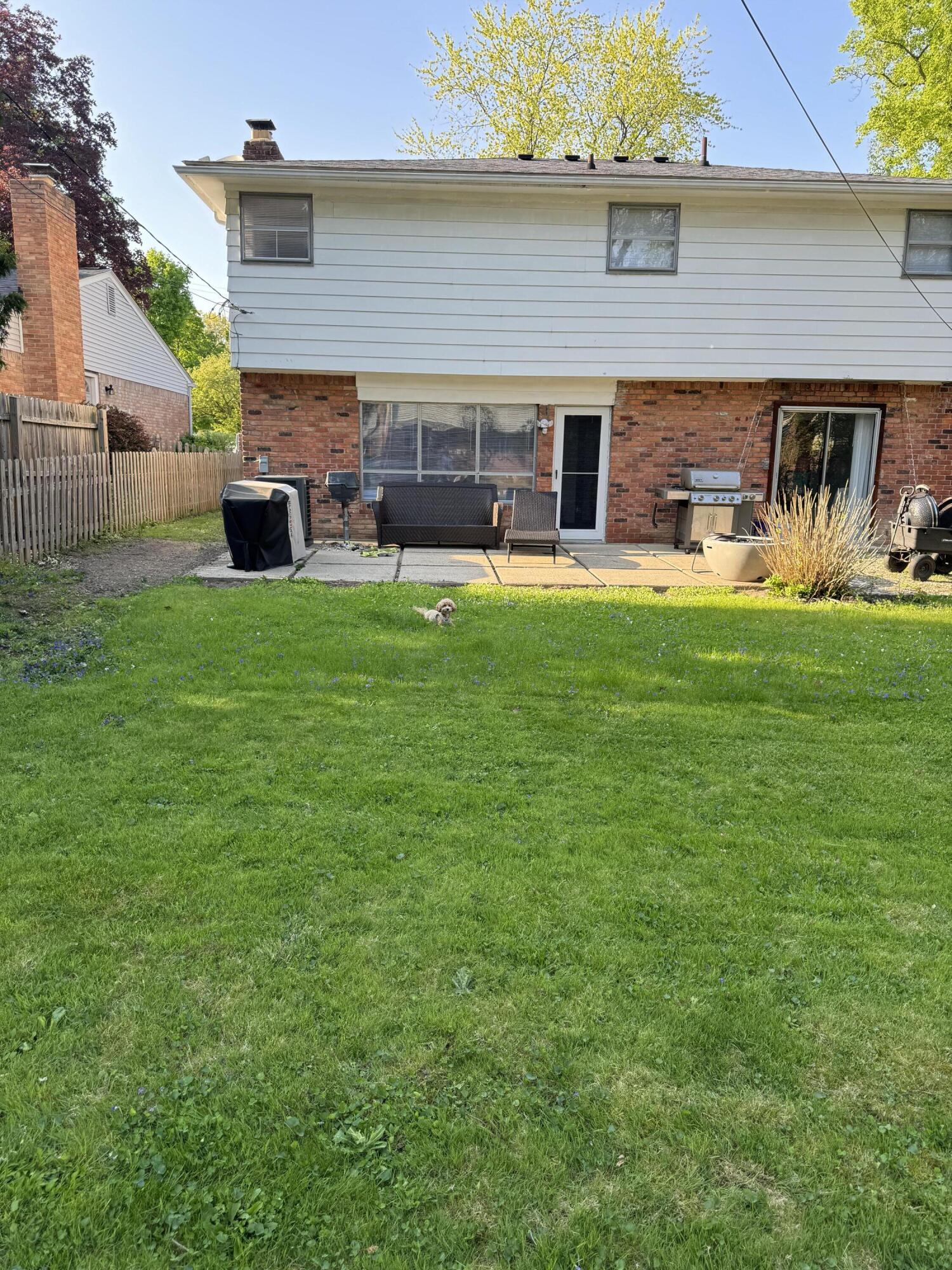 34057 State Street Farmington, MI 48335 - Photo 2 of 7 679DE0C6-BCCD-4BE0-9251-C827132E2BFD