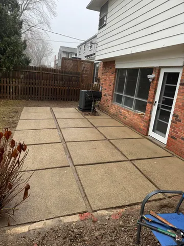 $425,000 | 34057 State Street, Farmington, MI 48335