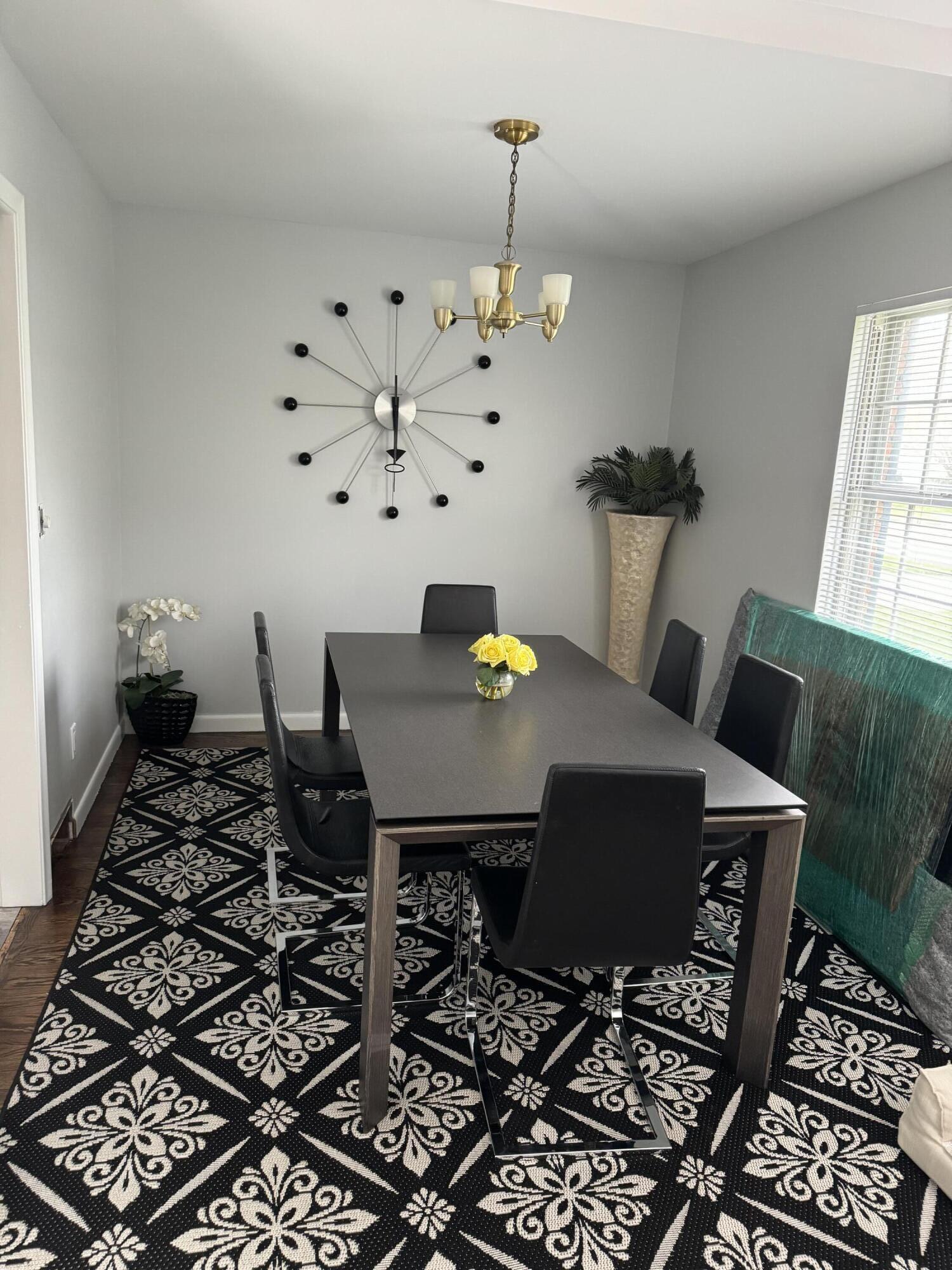 34057 State Street Farmington, MI 48335 - Photo 4 of 7 55215CDB-C2E1-4A49-97FB-C5EF27C70534